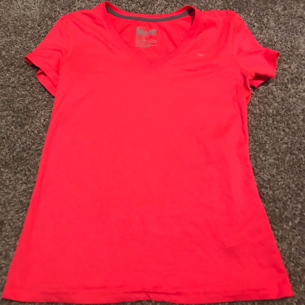 Nike Dri Fit! Short sleeve shirt! Like new!